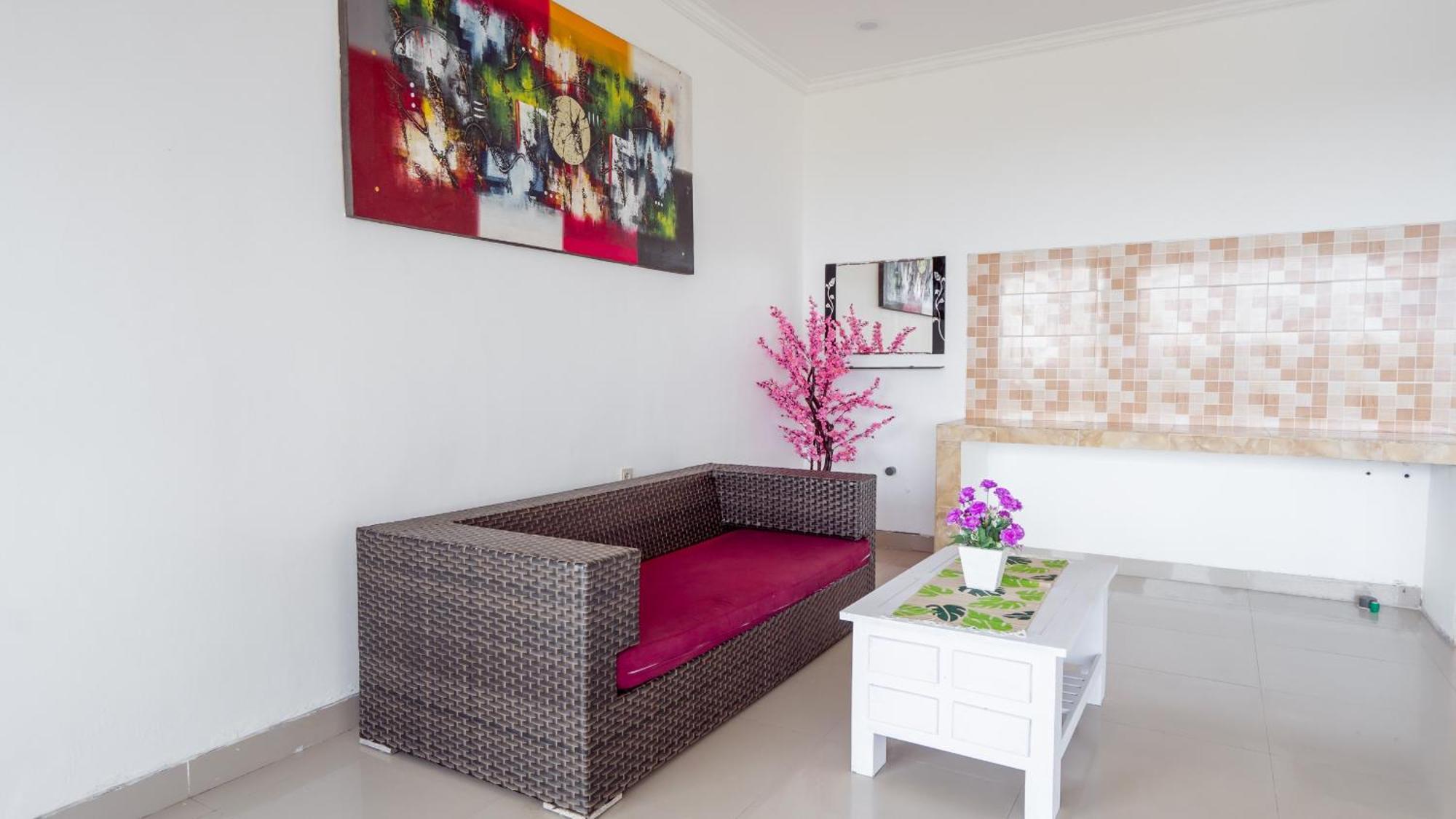 Reddoorz @ Uluwatu Suites Esterno foto