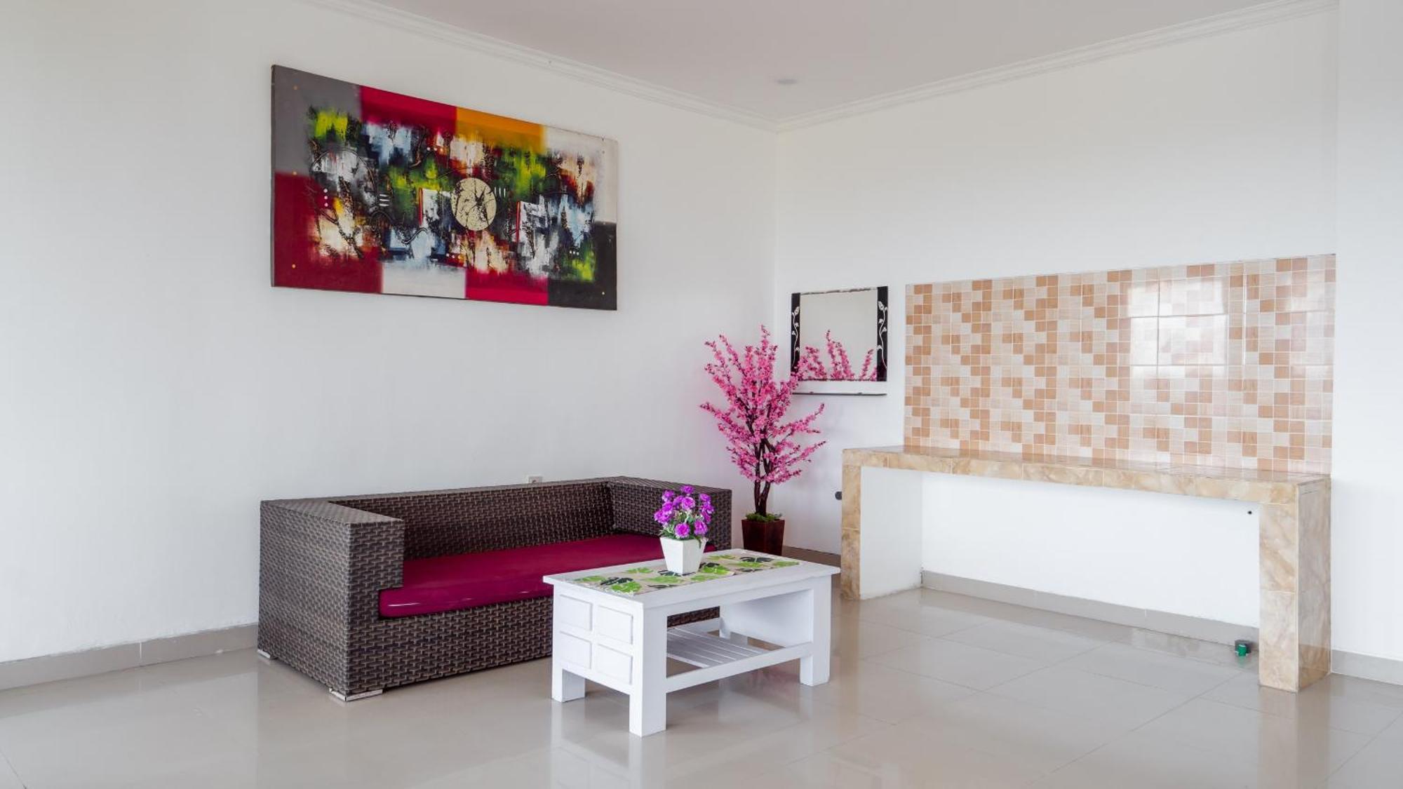 Reddoorz @ Uluwatu Suites Esterno foto