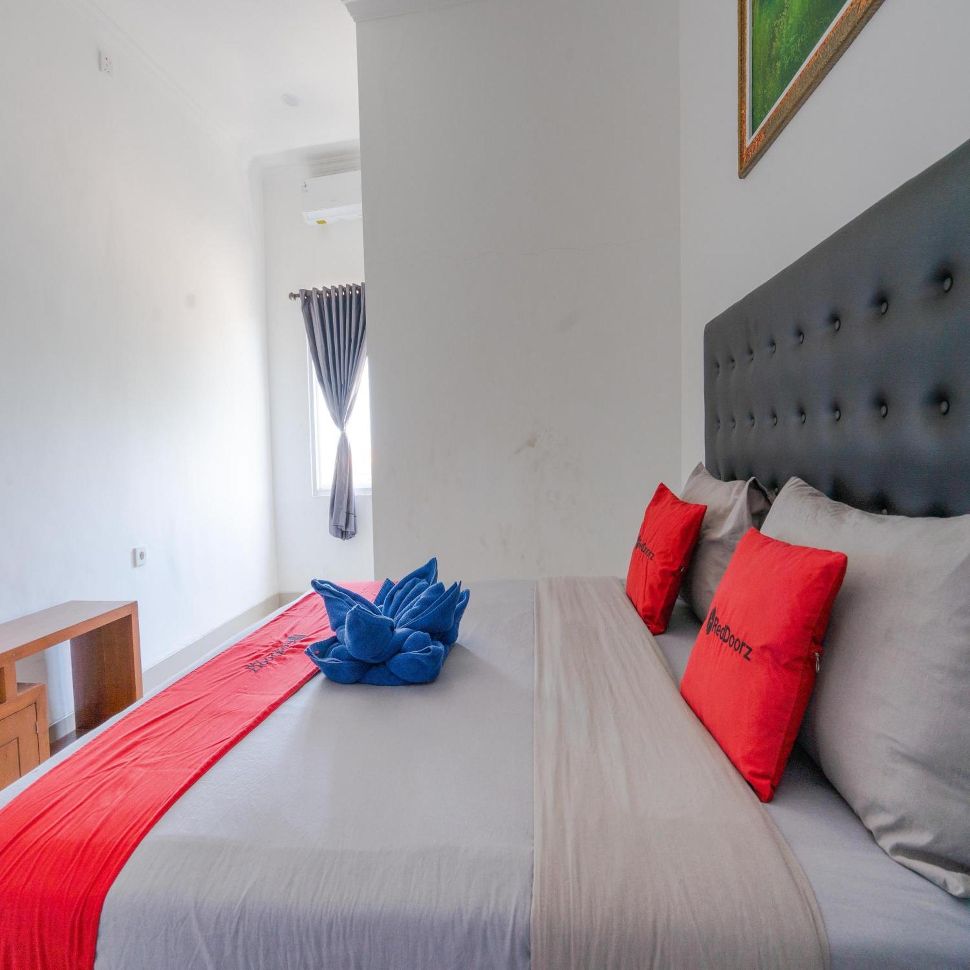 Reddoorz @ Uluwatu Suites Esterno foto